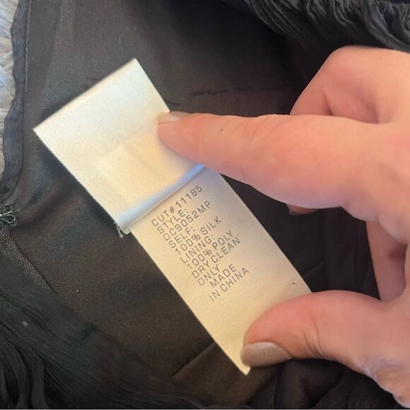 Tadashi Collection Black Silk Dress Pleated Waist & Flowing Skirt Size 8 P - Picture 4 of 6